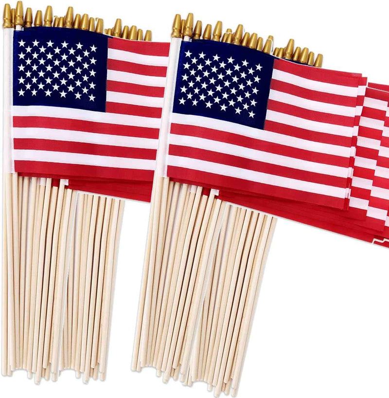 100 Pack Small American Flags on Stick, 4x6 Inch US HandHeld Stick Flags